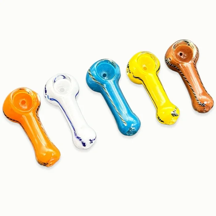 2.5 ” Spoon Hand Pipe – Design May Vary – (1 Count)