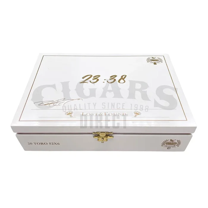 22 Minutes to Midnight Connecticut Radiante Toro