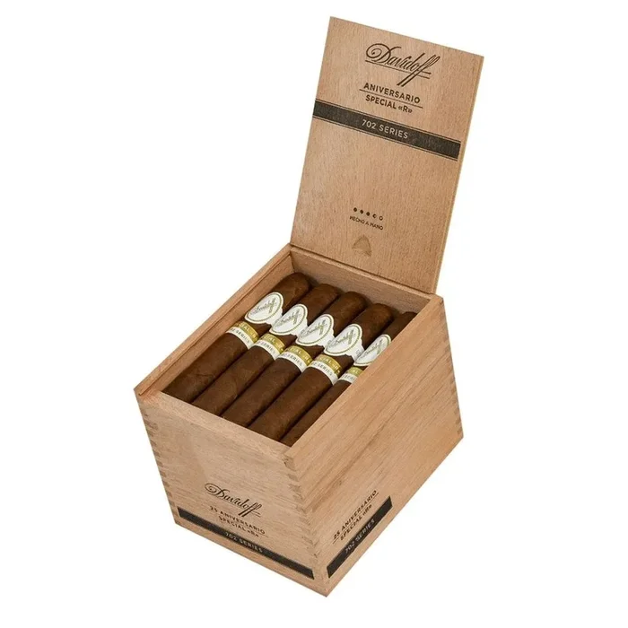 Davidoff 702 Series Aniversario Special R Robusto Cigars