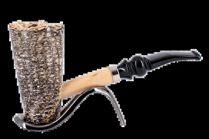 Missouri Meerschaum Freehand Corncob Pipe