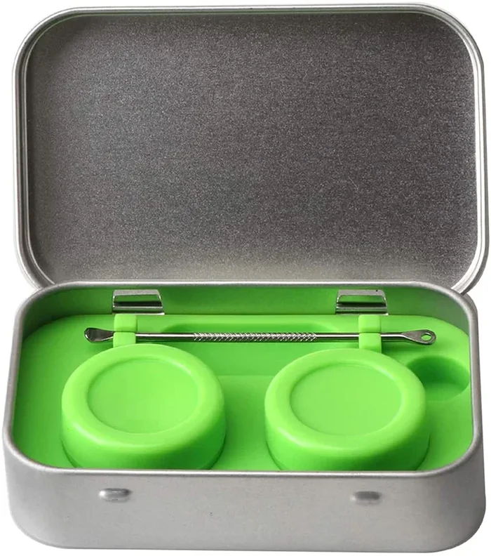 Portable Stainless Steel Tin Box With Two 5ml Wax Silicone Containers (3.9 X 2.4 X 0.9inch)and a Matching Stainless Steel Spoons (Green)