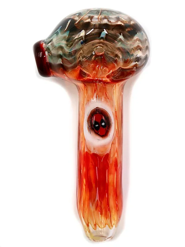Three Trees Glass – Wrap ‘N Rake Hand Pipe With Deadpool Millie (4 “)