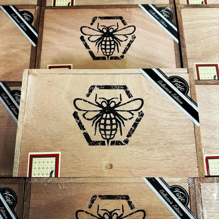 Viaje Honey & Hand Grenades The Falchion Corojo